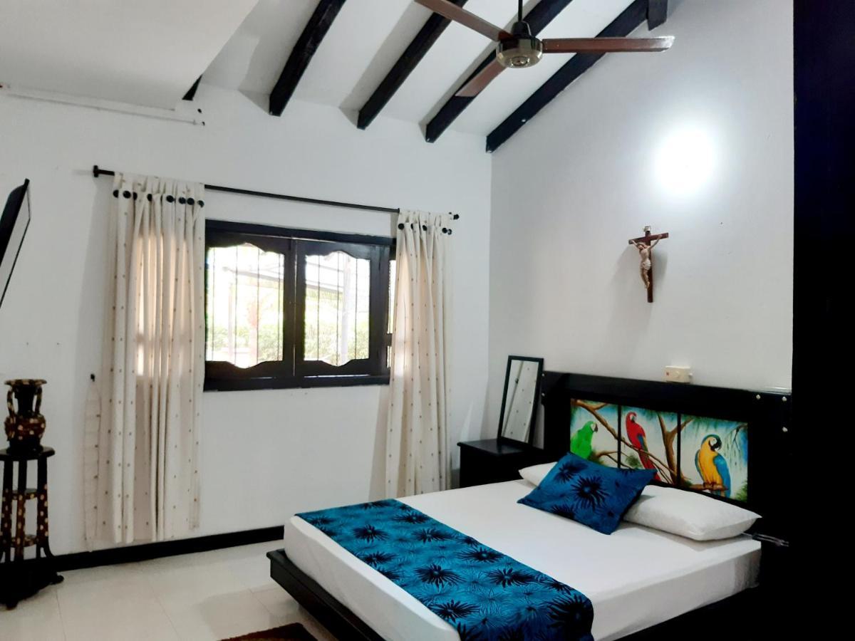 Casa Campo Emaus Caucasia Eksteriør billede