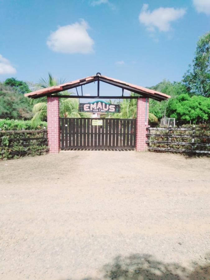 Casa Campo Emaus Caucasia Eksteriør billede